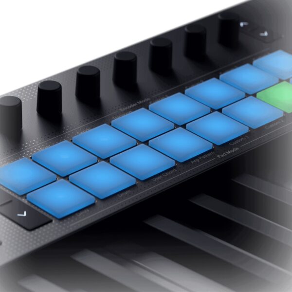 NOVATION LAUNCHKEY 49 MK4 Oficomputo